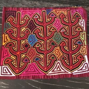 Mola KUNA, one of a kind ❤️